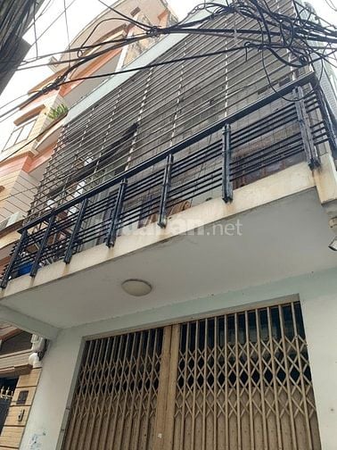 Cho thuê nhà nguyên căn Trần Quốc Toản, Quận 3, 4x15m, 1 lầu, 