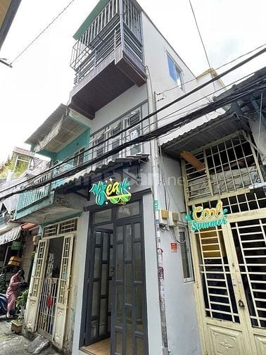 Bán Nhà Riêng 1 Tầng Với Cấu Trúc 2PN + 2WC Đường Âu Cơ, Phường Phú