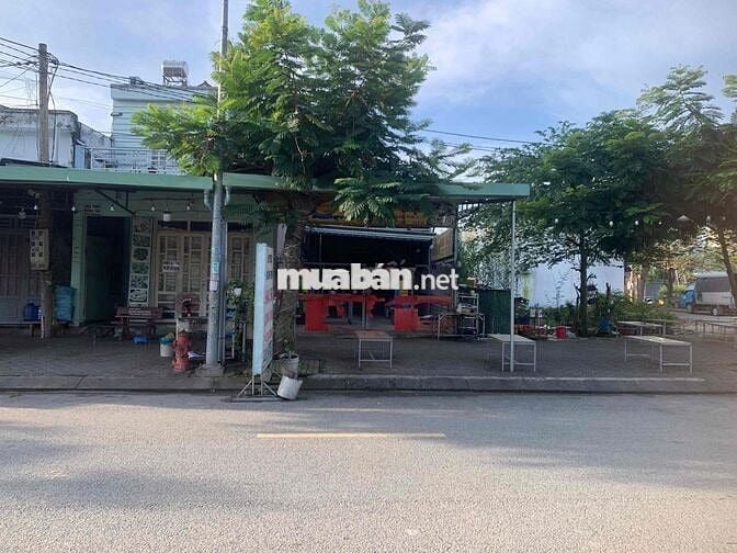 Bán đất mặt tiền đường 24m, vị trí kinh doanh sung nhất Long Hậu