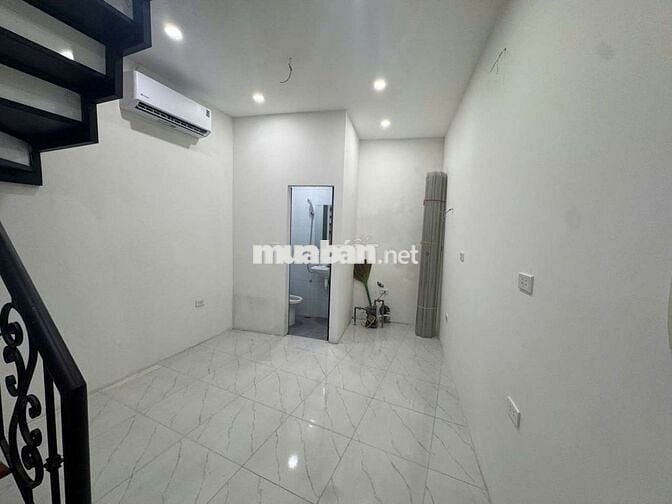 Cực hiếm nhỉnh 3 tỷ có nhà 19m2 x 4 tầng, Tân Ấp, Ba Đình, Hà Nội