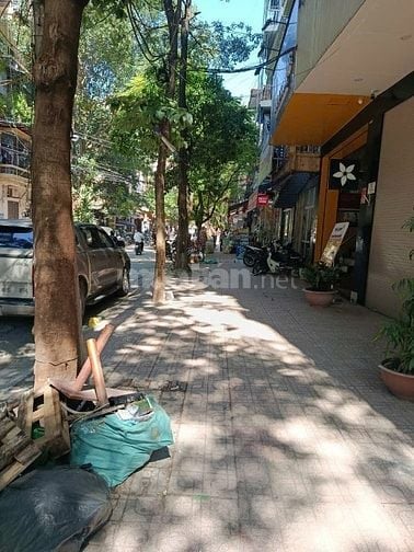 CHO THUÊ NHÀ NGUYÊN CĂN VĨNH PHÚC, BA ĐÌNH – 80m² – 37TR/THÁNG (CTL)