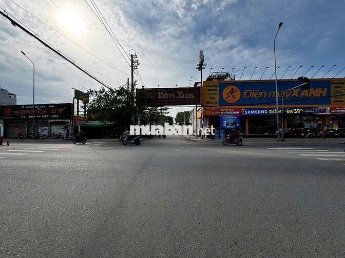 Bán lô đất hiếm ngay cầu An Lộc