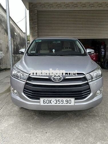Cần Bán Toyota Innova 2017 2.0E
