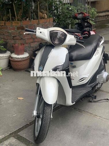 Piaggio Liberty Trắng Đã sử dụng