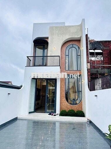 NHÀ FULL NỘI THẤT THÔN 2 CHÂU SƠN CƯ ÊBUR