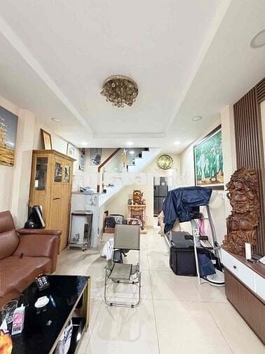 Bán nhà Nguyễn Sơn, 2 tầng mới kiên cố, 35m2, 2 tầng Chỉ 4tỷ xíu TL