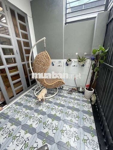 NHÀ ĐẸP Ở LIỀN BÌNH TÂN HẺM XE TẢI THÔNG GIÁ CHỈ 3.X TỶ
Ngang 4 x 12m