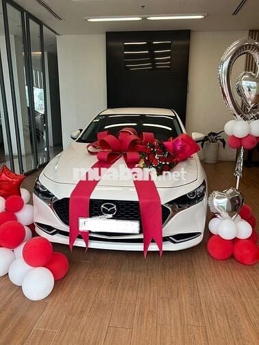 Mazda Mazda 3 Trắng 5 chỗ