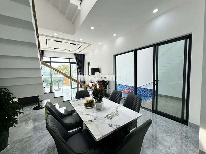 Cho thuê Biệt Thự mới View biển đường Trần Phú