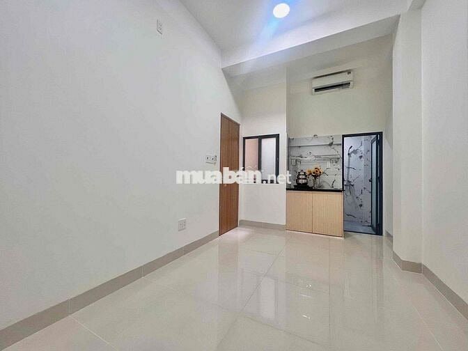 NHÀ MỚI XÂY ÁNH SÁNG TỰ NHIÊN Ô TÔ TẬN NƠI NGAY ĐH BÁCH KHOA