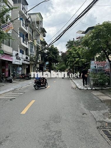 NHÀ DÂN XÂY PHỐ HỒNG MAI - 5 TẦNG KIÊN CỐ - GIÁ HỢP LÝ -57m CHỈ 9,8 TỶ