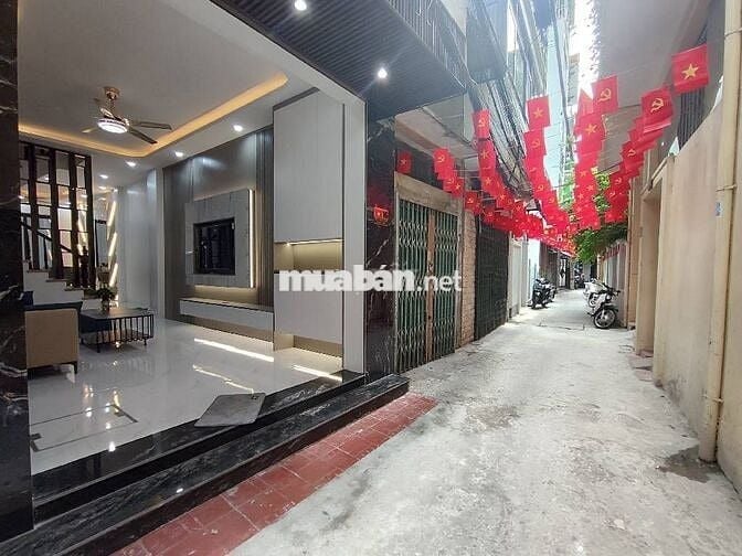 Nhà đẹp Lạc Trung-20m ra oto, full nội thất, ở ngay 53m x 5T, nở hậu