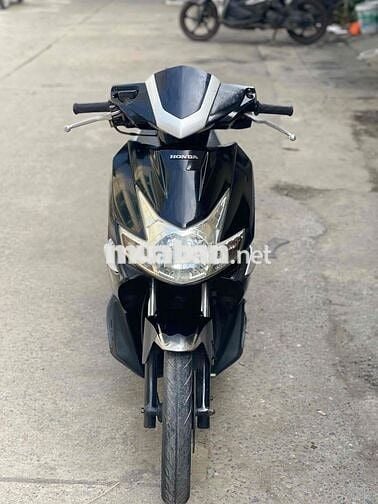 Honda Air Blade xe chính chủ muốn bán