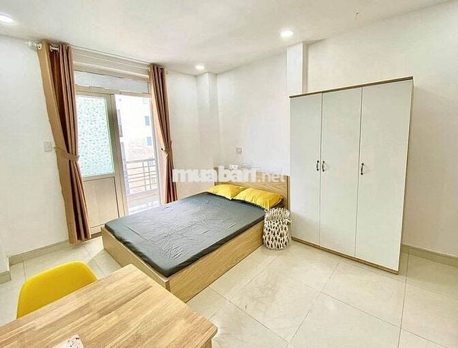 Căn hộ ban công thoáng mát tại Hồ Văn Huê gần CV Gia Định Phú Nhuận