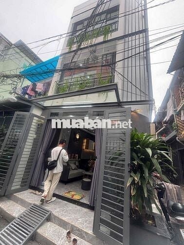 Nhà mới 3 tầng, ngay chợ An Nhơn, gò vấp