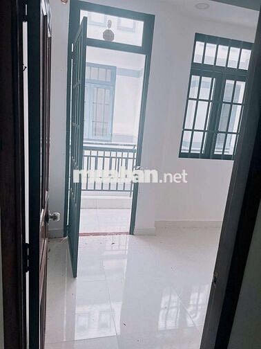 BÁN NHÀ CHO BẠN TRẺ LẬP NGHIỆP