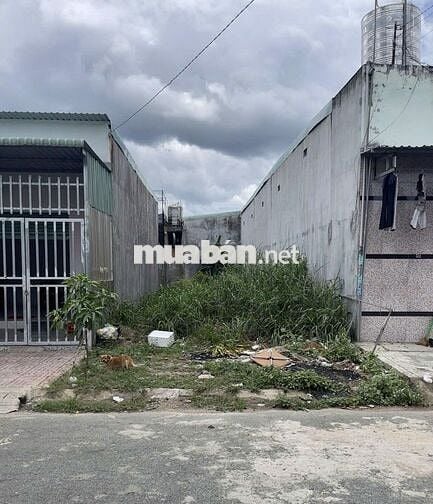 Bán đất 131m2 giá 1 tỷ Đ.Nguyễn Thị Lắng - Tân Phú Trung, SHR