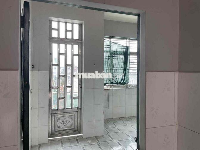 cho thuê phòng trọ ngay trung tâm chợ Linh Trung