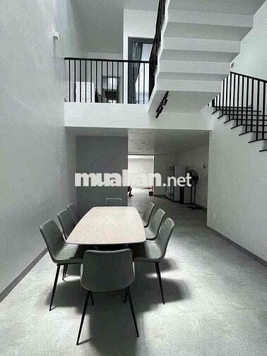 CHO THUÊ NHÀ: TRỆT 1 LỬNG 1 LẦU VÀ SÂN THƯỢNG -  KDC 586