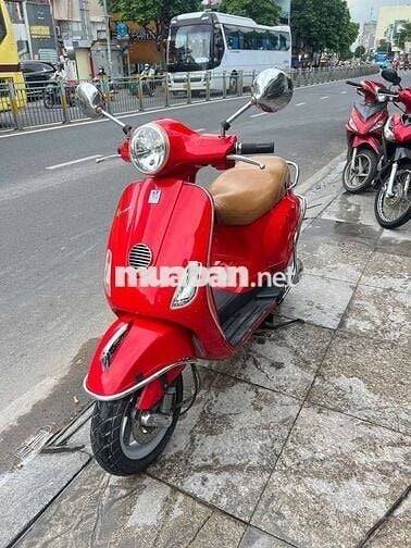 Piaggio vespa LX 2012 mới 90% Bstp chính chủ