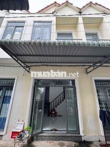 NHÀ LẦU MỚI 2 PHÒNG NGỦ  . DT: 4M*10M . GIÁ BÁN: 580TR