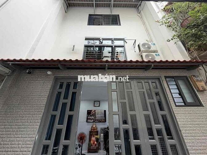 NHỈNH 4 TỶ CÓ NGAY NHÀ 4 TẦNG GẦN VÒNG XOAY ĐIỆN BIÊN PHỦ