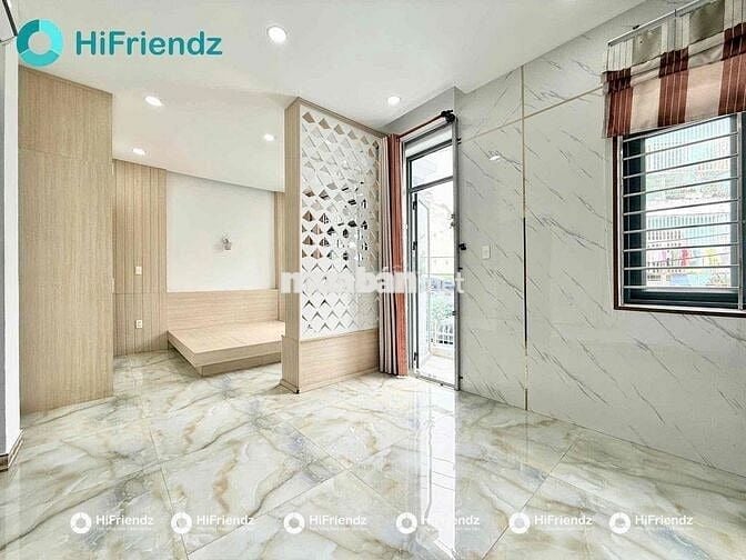 Căn Hộ Ban Công - Tách Bếp Cực Rộng Ngay Vincom Thủ Đức