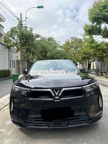 VinFast VF9 2025 Plus - Trần Kính Pin Thuê odo 3v