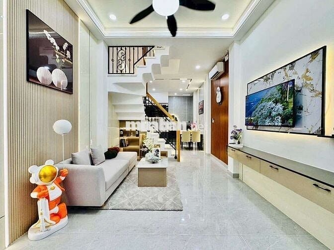 EM CẦN BÁN NHÀ 1 TRỆT 1LẦU PHAN HUY ÍCH TÂN BÌNH