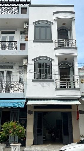 Bán nhà đường chính 20m Tên Lửa, Bình Tân, 4 tầng, 4x13m, 8.x tỷ 