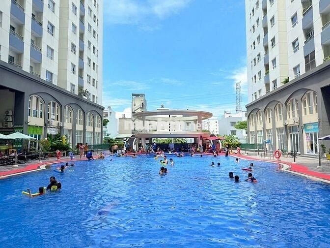 Chuyển nhà mới bán căn 2pn 2wc full nội thất c/cư Dreamhome Palace Q8