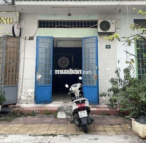 Cho thuê nhà C4  khu trung tâm