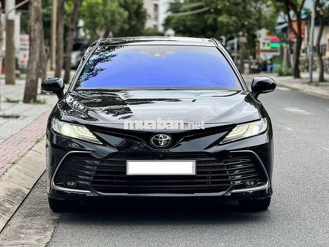 Toyota Camry 2024 2.5Q - Lướt 14,000 Km như mới.