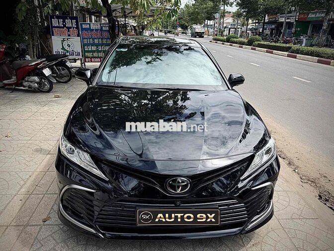 🚘 Toyota Camry 2.5Q 2023 Đen 14.000 km