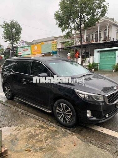 Kia Sedona 2016 2.2L DAT - 80000 km