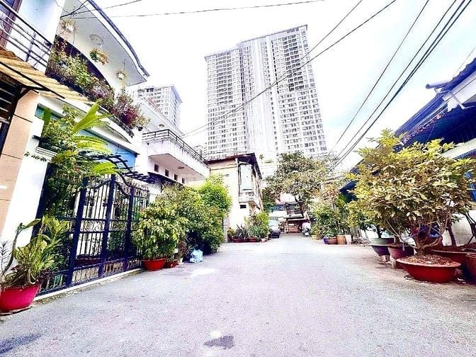 Siêu hiếm, Bến Vân Đồn, Q4, 86m2, 6 tầng, thang máy, 🚗 ngủ nhà, 17 tỷ