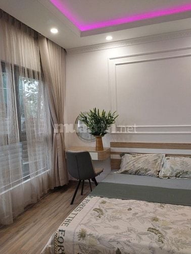 Chính chủ bán nhà Văn Cao Liễu Giai. Ba Đình. Hà Nội. 19m x 5 tầng 4,9