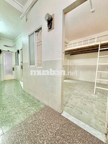 PHÒNG TRỌ GIÁ RẺ CÓ GÁC KHU TRUNG TÂM - GIÁP QUẬN 10 - FULL NỘI THẤT