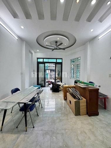 Bán nhà 2 lầu giá 5,2 tỷ phường Bình Trưng TP HCM