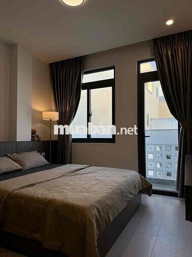 phòng ban công full nội thất siêu thoáng