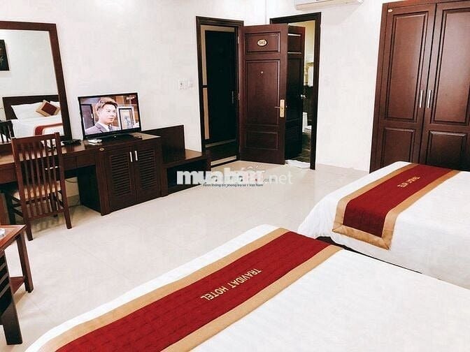 phòng 2 giường riêng .khách sạn sang trọng,ở ghép 2 người nam