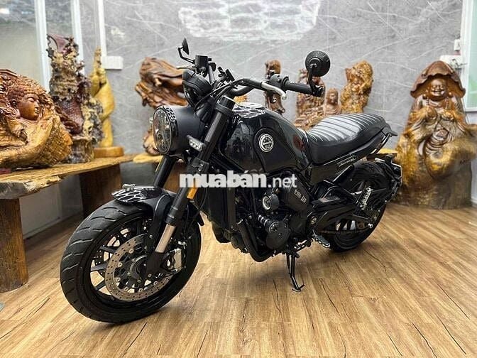 👉Benelli 50cc chính chủ phanh ABS, máy zin