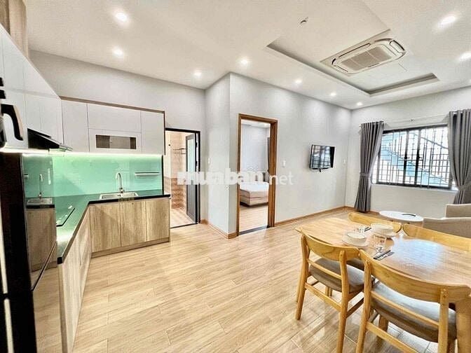 Cho thuê căn hộ 1 phòng ngủ ngay cầu Rồng- Gần biển