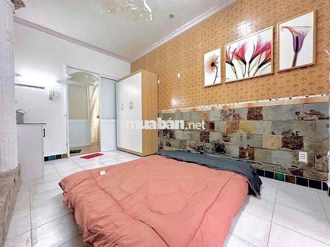 phòng xinh xắn -30m2-Gần tòa nhà Viettel-372 Cmt8