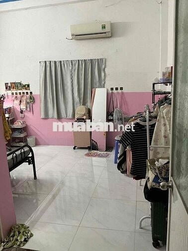 Phòng trọ giá rẻ thoáng mát mặt tiền