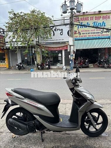 Honda Vision Fi màu Xám