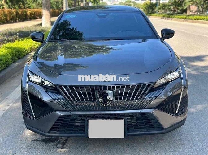 Peugeot 408 2023 GT LINE - 10000 km