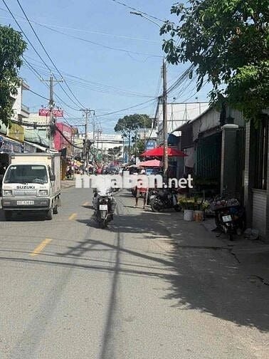 Cho thuê mặt bằng chợ Lý Văn Sâm ( DT : 10m * 25m )