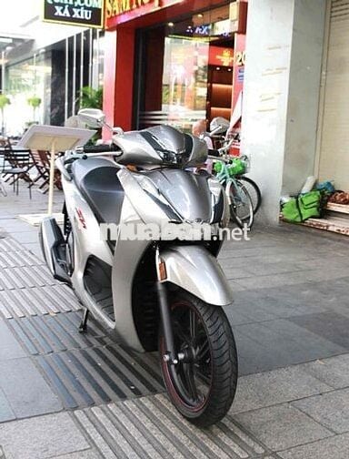 Honda SH 350i 2022 Bạc 6000 km