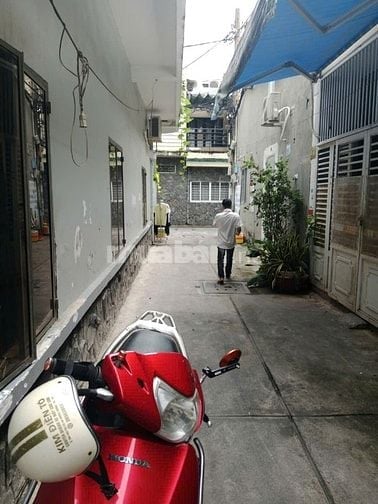 SIÊU PHẨM NHÀ ĐẸP FULL NỘI THẤT XỊN, HXH GẦN SÂN BAY, 2 TẦNG 2PN, SỔ A